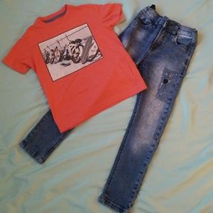 Salmon T-Shirt and Distressed Jeans